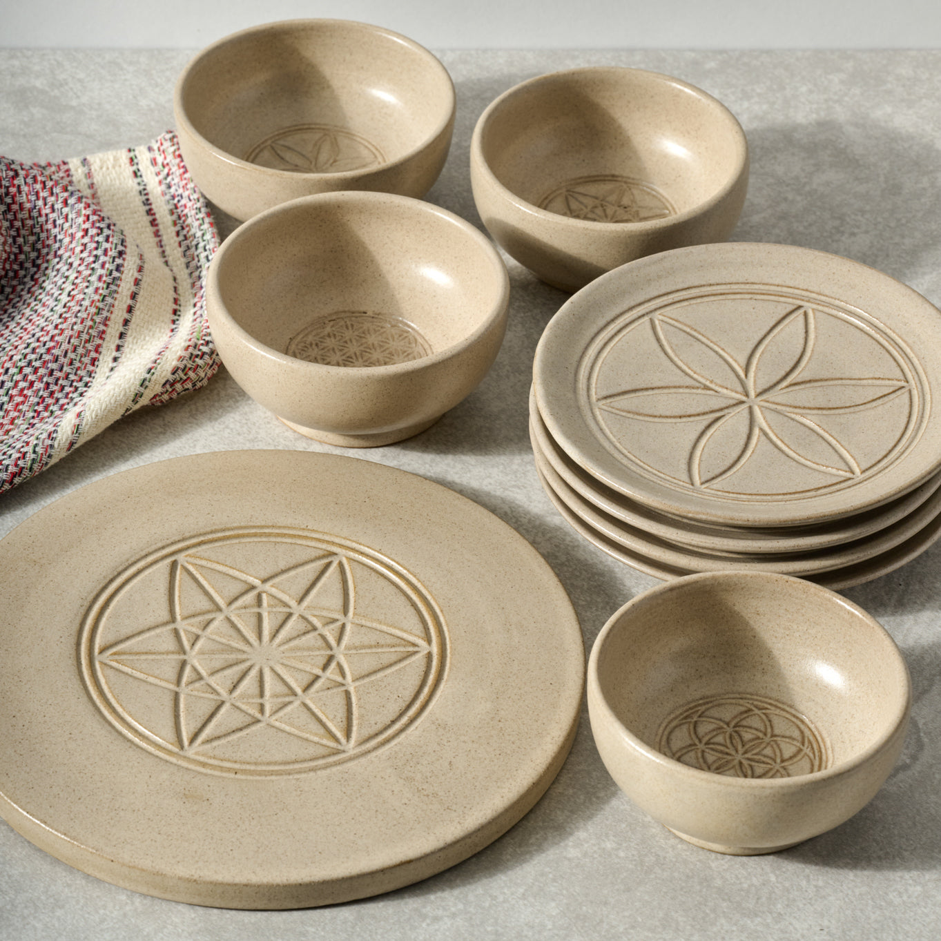Exquisite relief Dipping Bowl - Equilibrium of Life